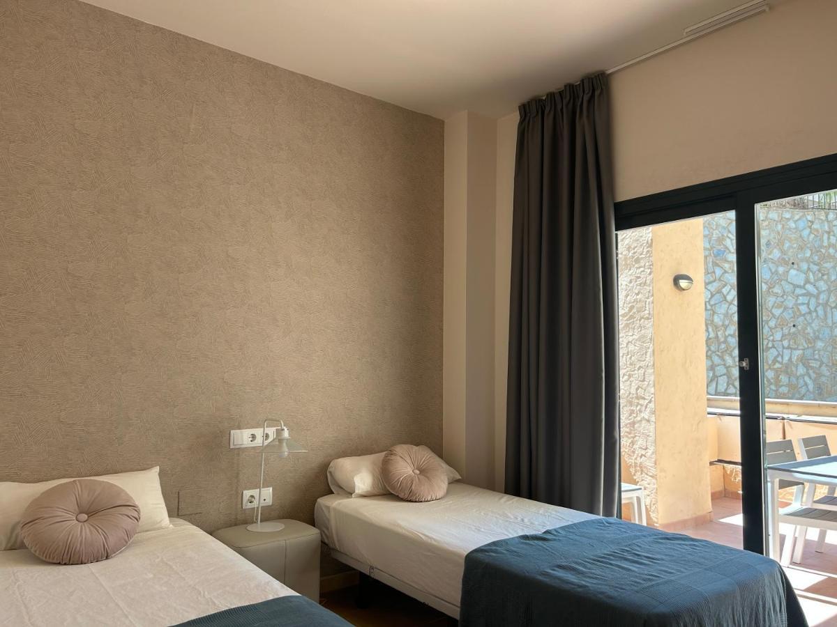 Quite & Relaxing Private Apartment For 2-6 Pers - Golf & Pool Resort - Мурсія Екстер'єр фото