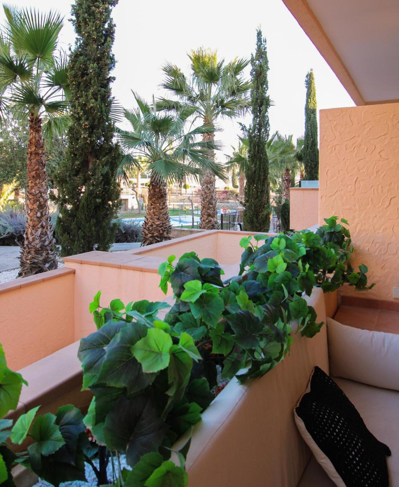 Quite & Relaxing Private Apartment For 2-6 Pers - Golf & Pool Resort - Мурсія Екстер'єр фото